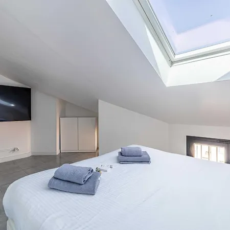 아파트 Luxury Penthouse 120ma² In The Heart Of *