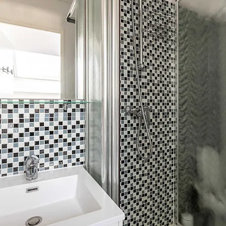 Luxury Penthouse 120ma² In The Heart Of 칸느